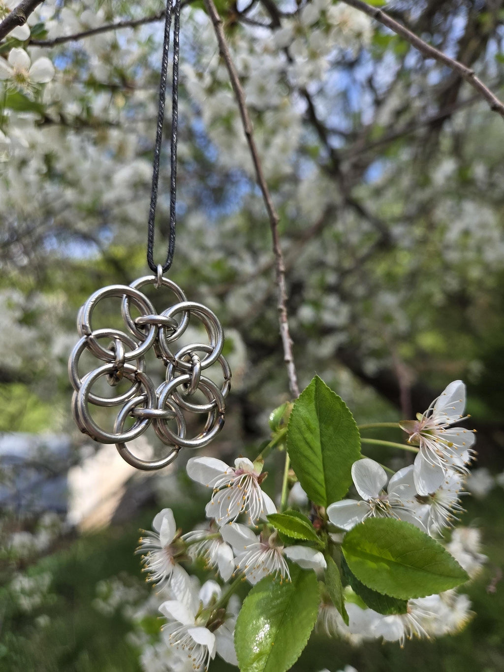 Large Helm chain 4 leaf clover pendant V1